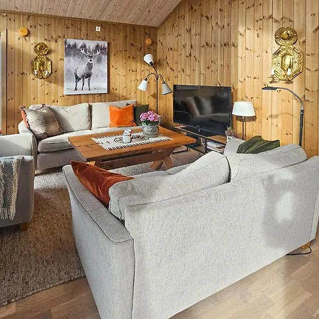 Belle Maison De 3 à *