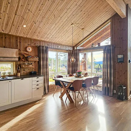 3 Bedroom Awesome Home In Fla Flå